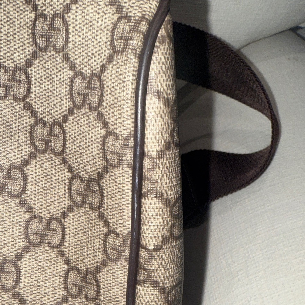 Gucci Monogram GG canvas Duffel Bag with detachable strap - Picture 11 of 16